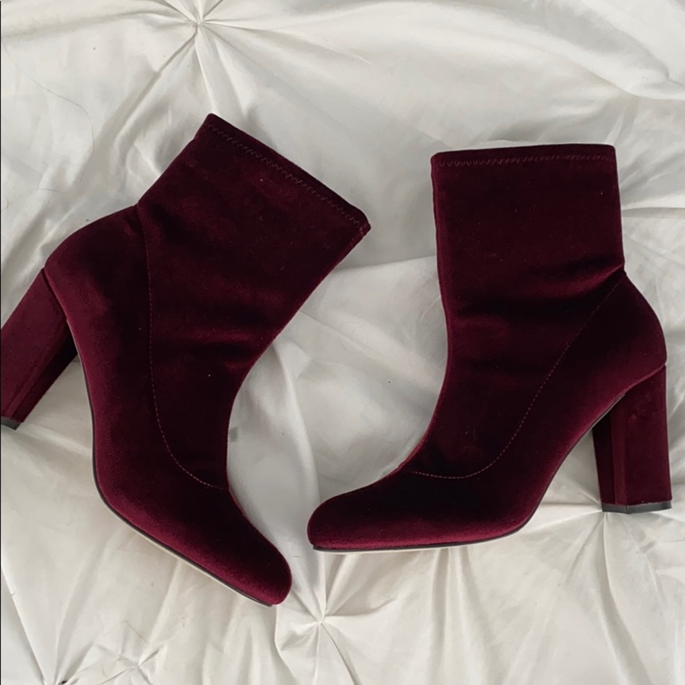 Burgundy velvet booties ( madden girl )